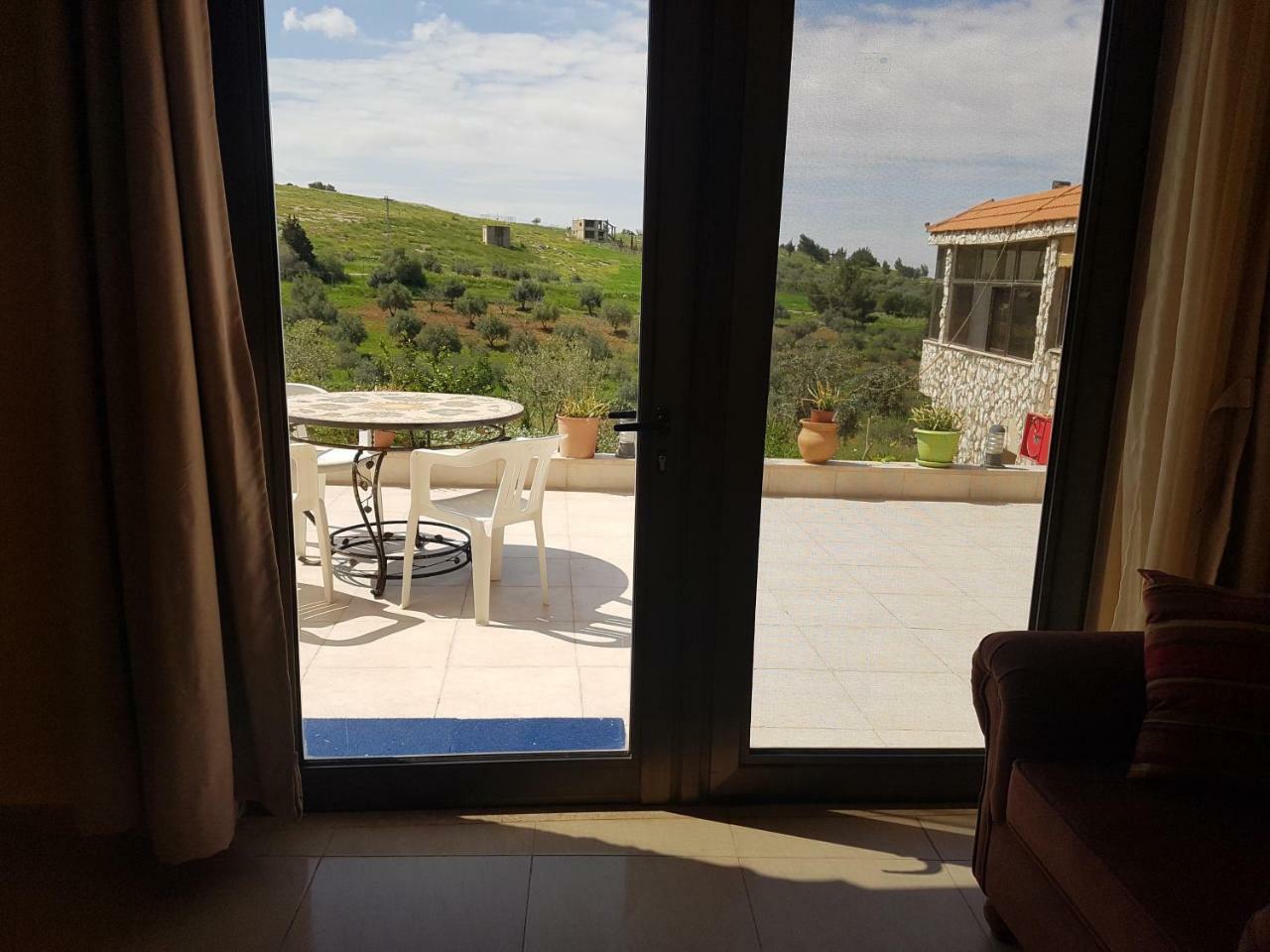 הוילה מאדאבה Town Of Mount Nebo מראה חיצוני תמונה